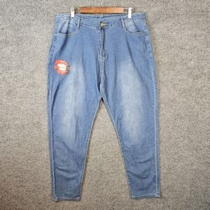 Kiss‎ & Tell: Chic Plus Size Light Denim Jeans with Graphic